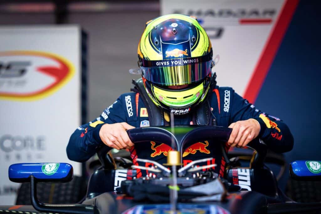 Isack Hadjar GP du Qatar F2 - © Dutch Photo Agency : Red Bull Content Pool