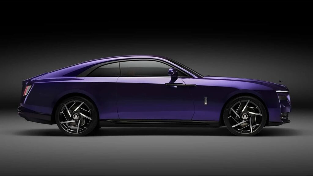 Spectre Black Badge - © Rolls Royce