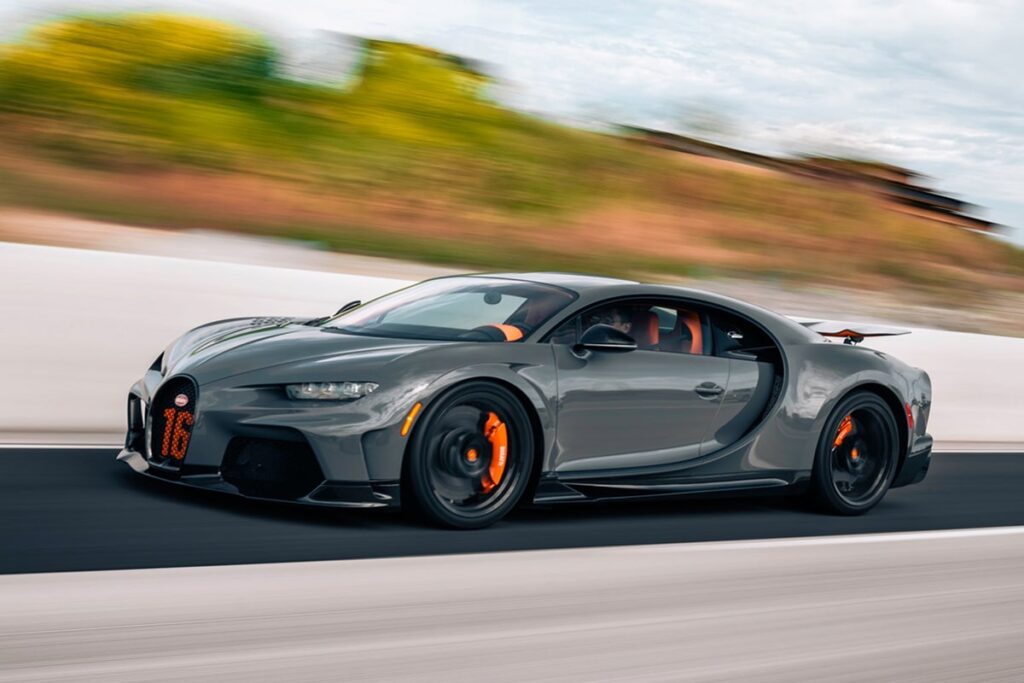 La Bugatti Chiron Super Sport file à 440 km/h, faisant d’elle la voiture la plus rapide du monde - © The Hamilton Collection