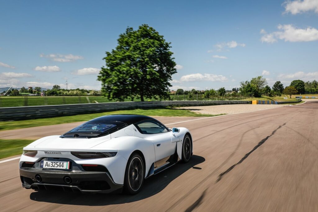 Pour l’instant, la marque garde son V6 Nettuno, qui équipe déjà la MC20 - © Maserati