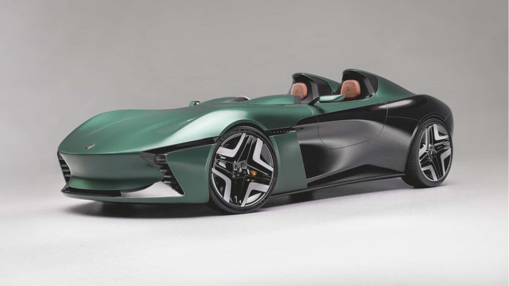 Tous deux sont conçus sur un châssis en aluminium, limitant leur poids à 895 kg pour le Speedster et 995 kg pour le Roadster - © Longbow Motors