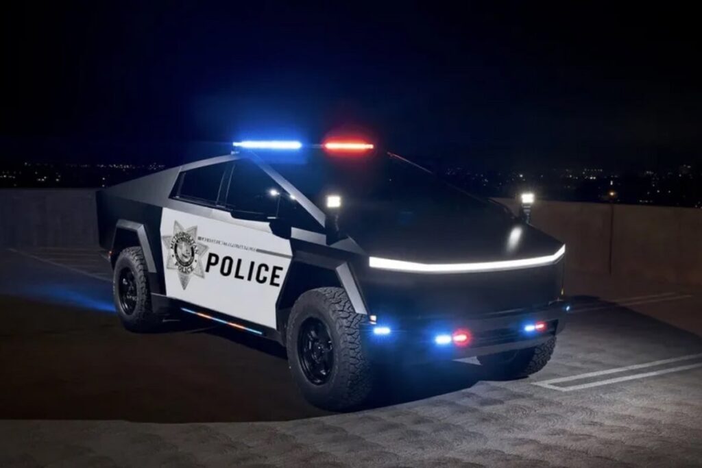 Voir la police rouler en Cybertruck peut surprendre, mais cela a du sens.