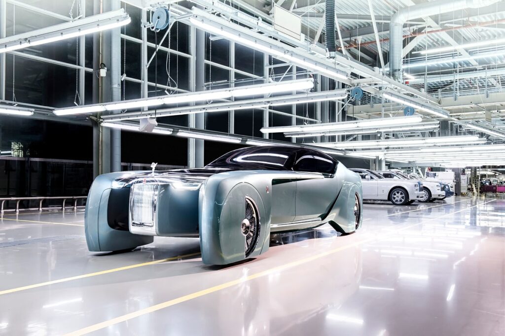 La 103EX a donné un avant-goût de ce que pourrait être l’avenir du transport de luxe - © Rolls-Royce