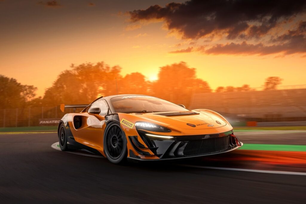 Côté moteur, un V6 biturbo de 120 degrés déjà bien éprouvé en course en Trophy America - © McLaren Auto