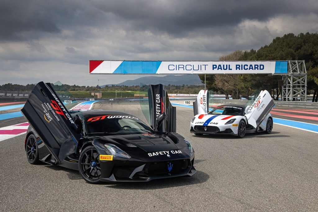 Avec une vitesse de pointe de 324 km/h, le GT2 Stradale ne fait aucun compromis en matière de performances - © Maserati