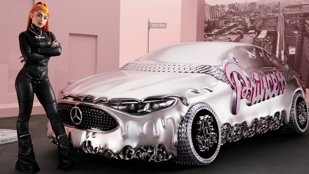 Ice Spice réinvente le nouveau CLA - © Mercedes-Benz